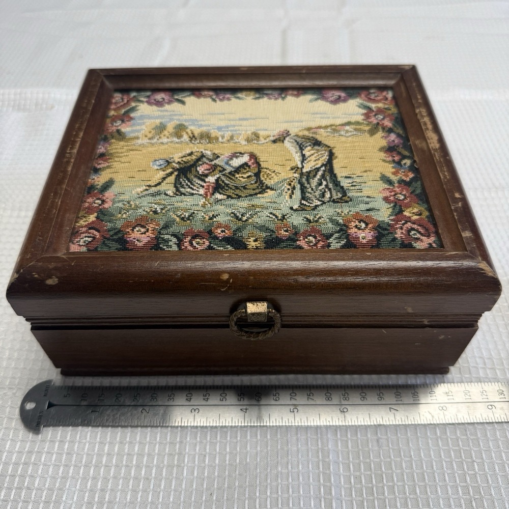 Vintage Wood Jewelry Box‎ Tapestry Lid Gold Velvet Lining Mirror HiMark Japan
